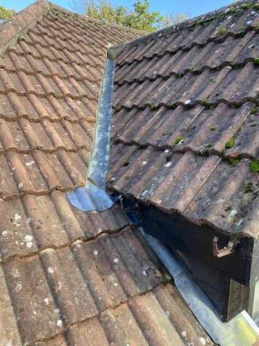 2A99C7B7-7AC2-4BD2-812A-0A8E45068718