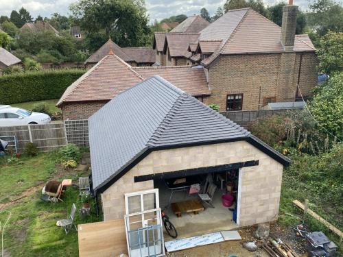 69B053AE-8D34-4683-8760-68D946E1ECDA